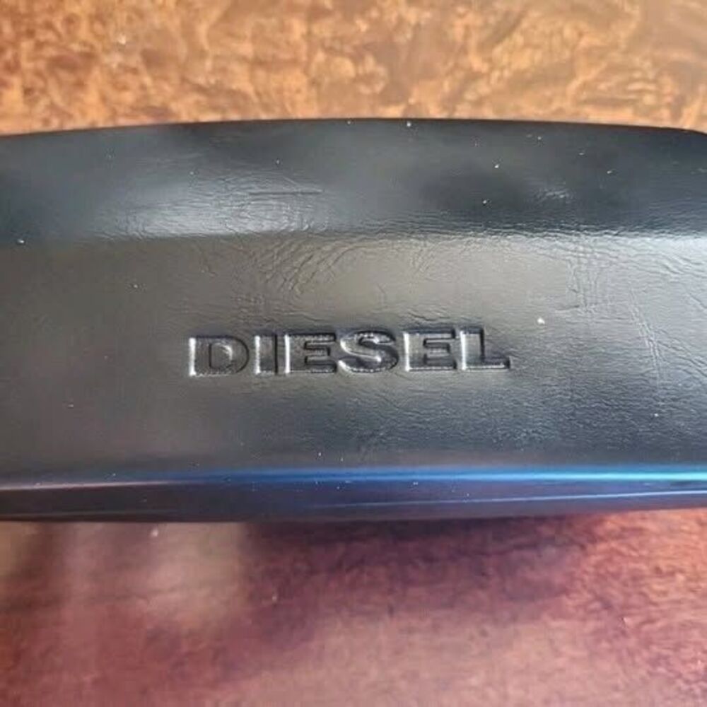 Diesel Sunglass Eyeglass Case - Hard Clamshell Case and Cloth for Sun/Eyewear